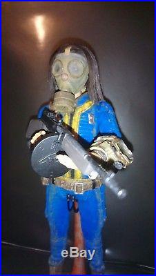 1/6 Fallout 4 76 Vault-Girl Pip-boy Bobblehead for Power Armor ThreeZero