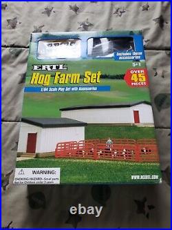 2006 Ertl 1/64th Hog Farm Set with accessories New In Box HTF