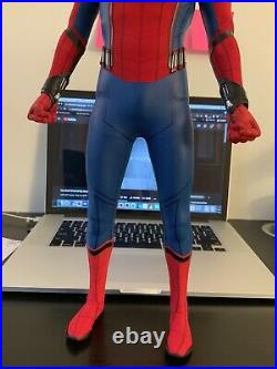 Authentic Hot Toys Homecoming 1/4 Spider-man very Good Condition