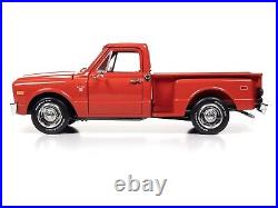 Auto World Bright Factory Red 1968 Chevy C10 Stepside Pickup 1/18 AW300