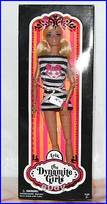 Dynamite Girls Aria Wave II 2007 Early Jason Wu MINT condition Integrity toys
