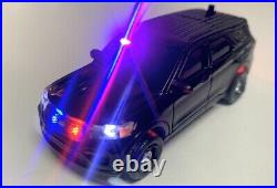 Greenlight 164 Custom 2020 Black Unmarked Ford Explore Police With LED Lights