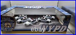 Greenlight 164 Hot Pursuit NYPD 5 car diorama pack New in box