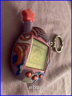 Tamagotchi Connection v4.5 Girls Rock! Used, Works Perfect. NO RESERVE