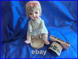 Vintage 1950s-1960s Porcelain Toy Girl Playing The xylophone Made In China