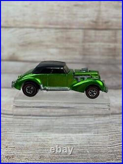 Vintage 1970 Hot Wheels Redline Light Green Classic Cord with Black Roof