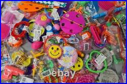 WHOLESALE 1000 Boys/Girls/Unisex Fair/Party Bag Favours/Prizes/Toys FUND RAISING